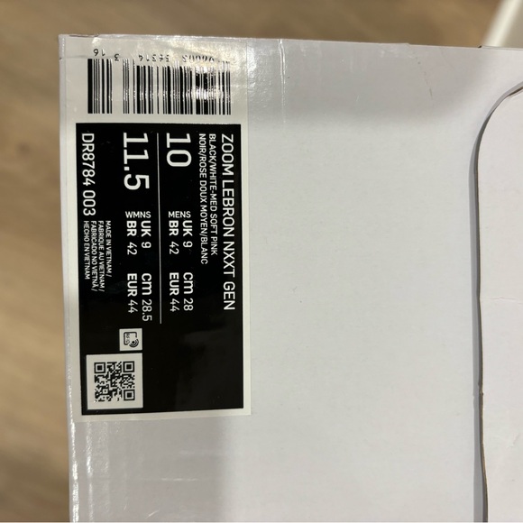 Lebrons next gen! - Picture 5 of 5